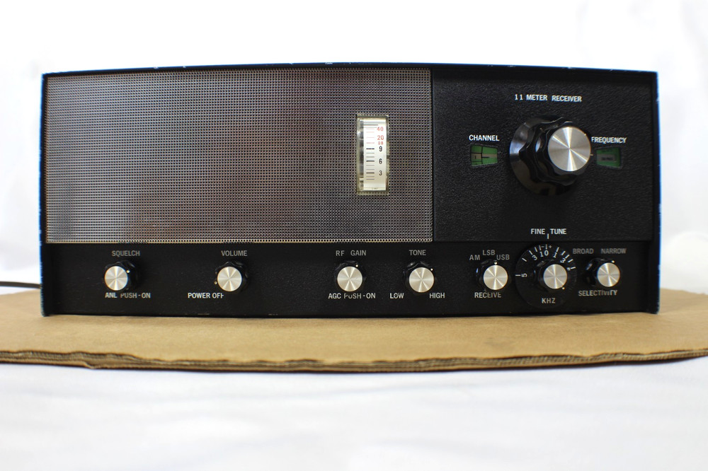 VINTAGE CUSTOM BUILD 11 meter BASE STATION RECEIVER & CB RADIO -UNBRANDED