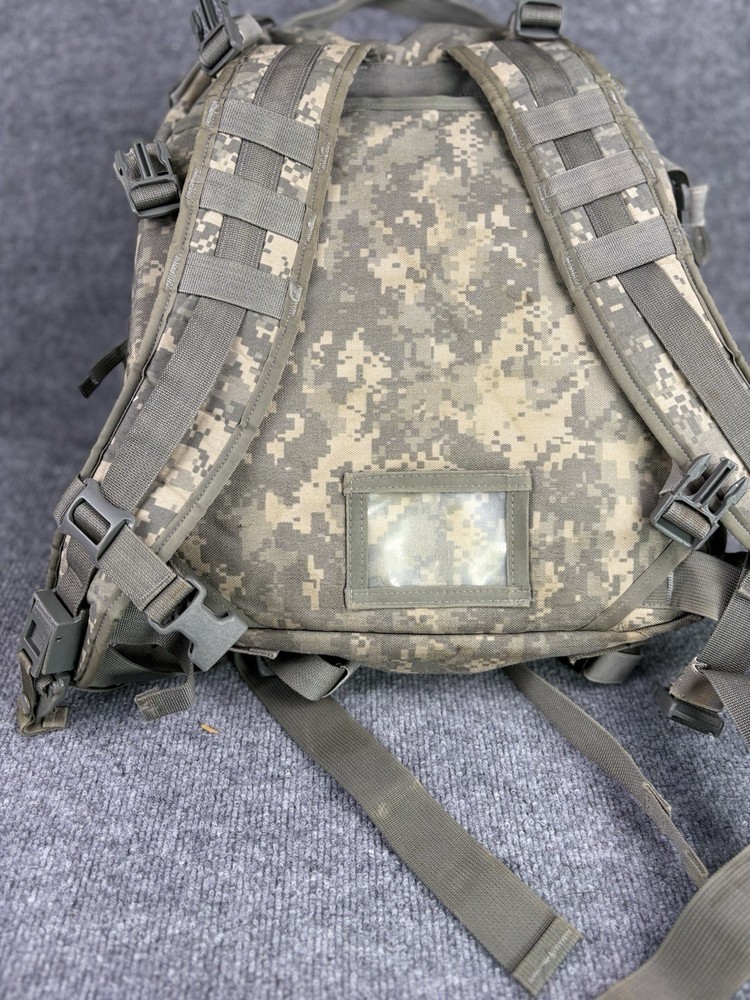 US Military Assault backpack camo field gear pack excellent