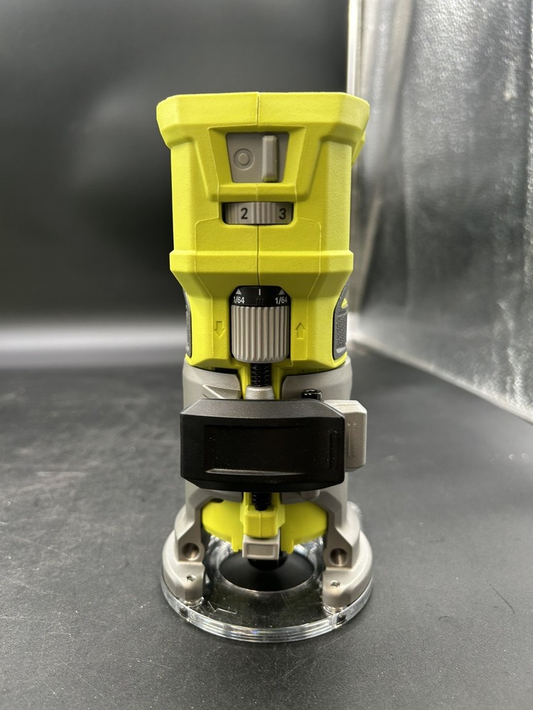 RYOBI ONE+ 18V Cordless Compact Fixed Base Router (Tool Only) PCL424B