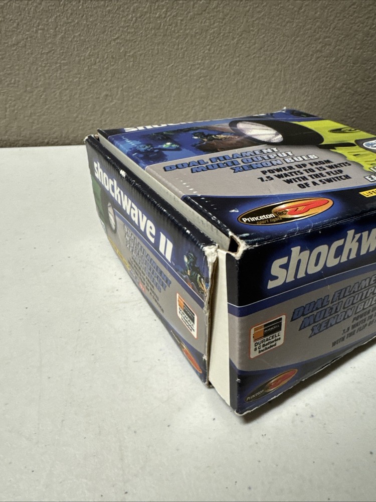 Waterproof Divers Flashlight Princeton Tec Shockwave II Blue Dive Light