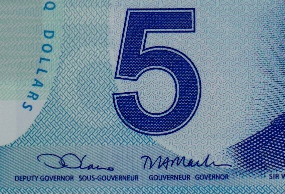 Canada 2022 Signature Combo $5 (2013) + $10 (2018) - UNC POLYMER NOTES