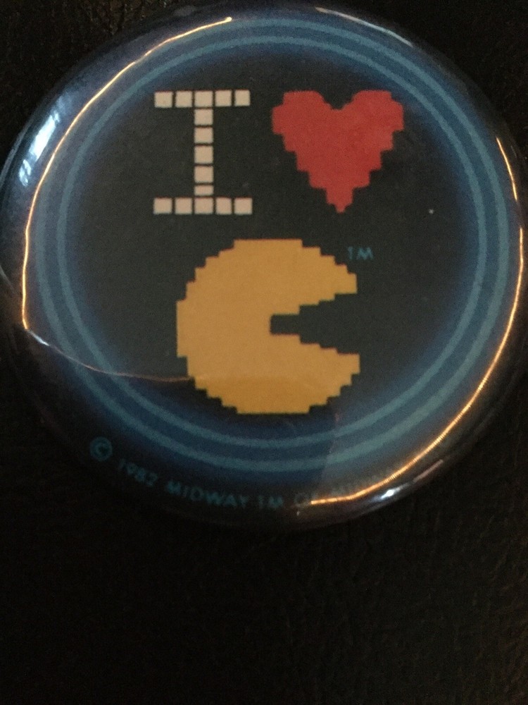 Vintage Pac-Man Pin/Button 2” 1982 Midway