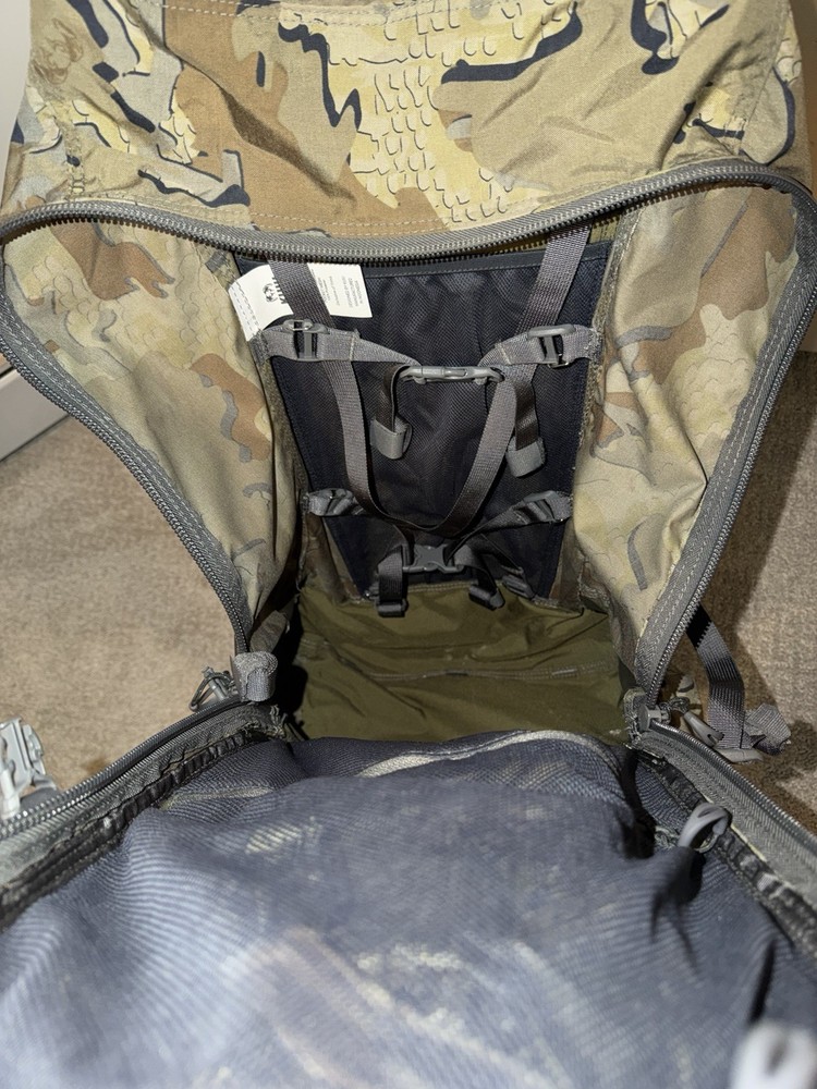 Kuiu Pro Lt 4000 Frame and Bag Backpack