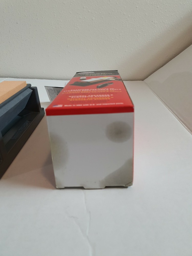 Smith's 6"Tri-Hone Sharpening System Medium-Fine-Coarse, sharpens all types .