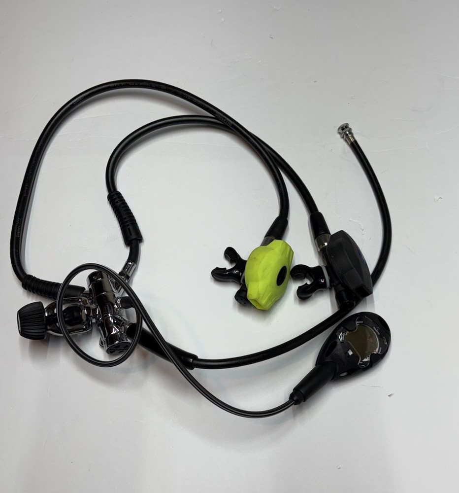 Suunto Cobra Dive Computer & Dacor Regulator Set - Sold AS-IS/Untested