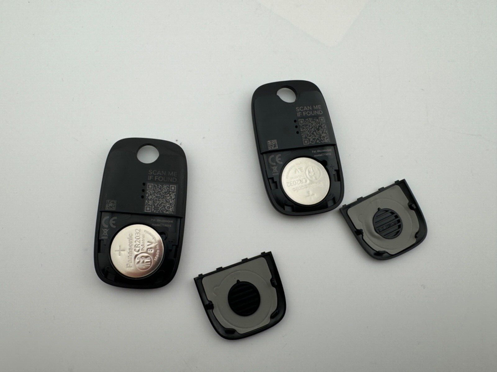 [2-PACK] TILE PRO (BLACK) 2022 BLUETOOTH TRACKER FINDER - [RE-43001] - [USED]