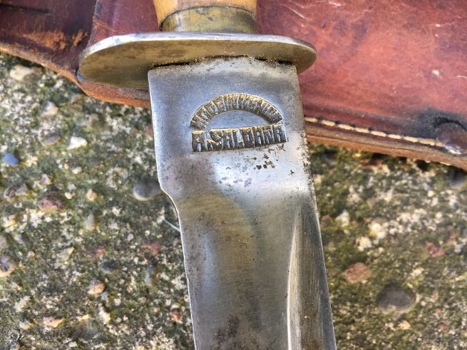 WW2 U.S. Fighting Knife - Identified