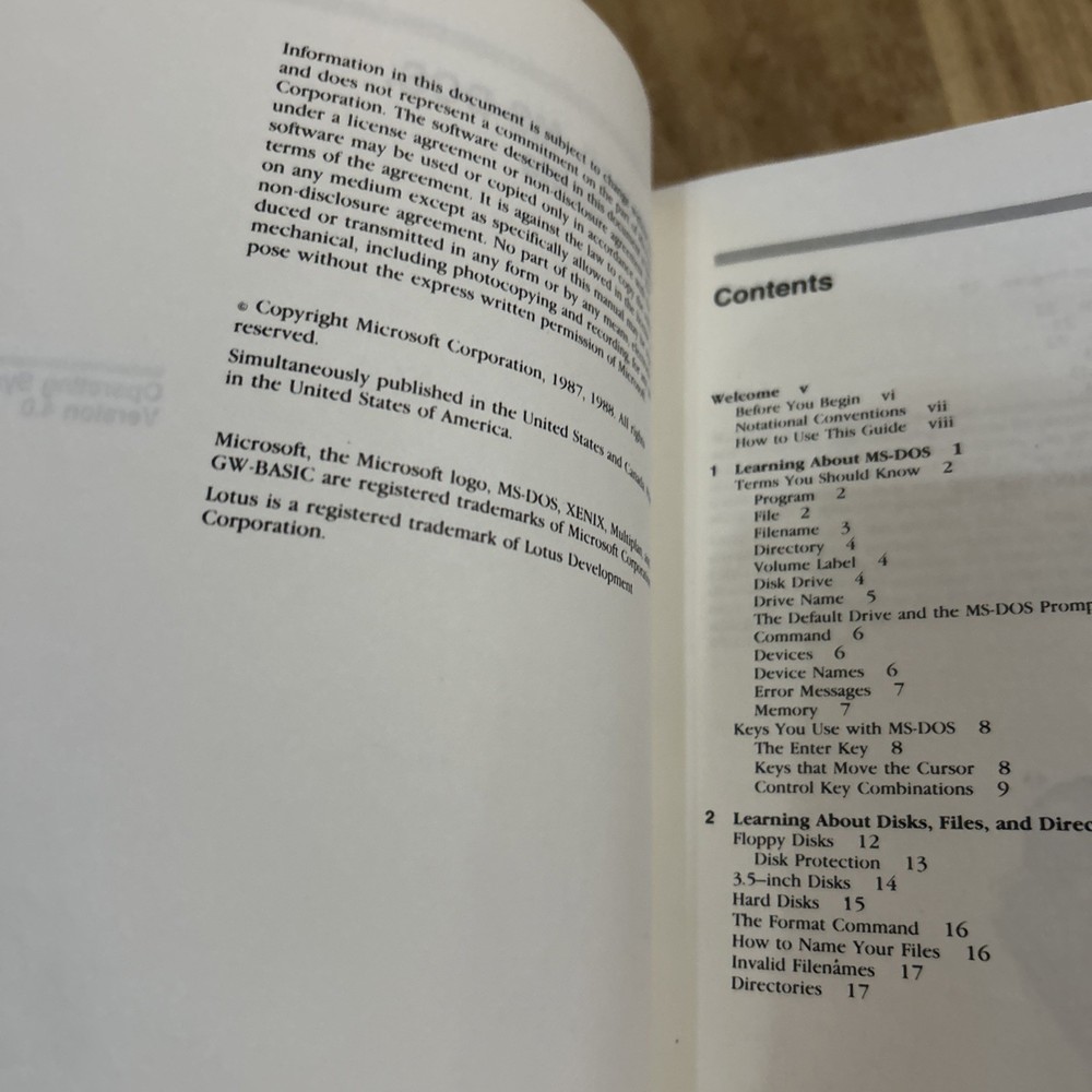 VINTAGE 1988 MICROSOFT MS-DOS USER'S GUIDE AND USER'S REFERENCE MANUAL NICE!