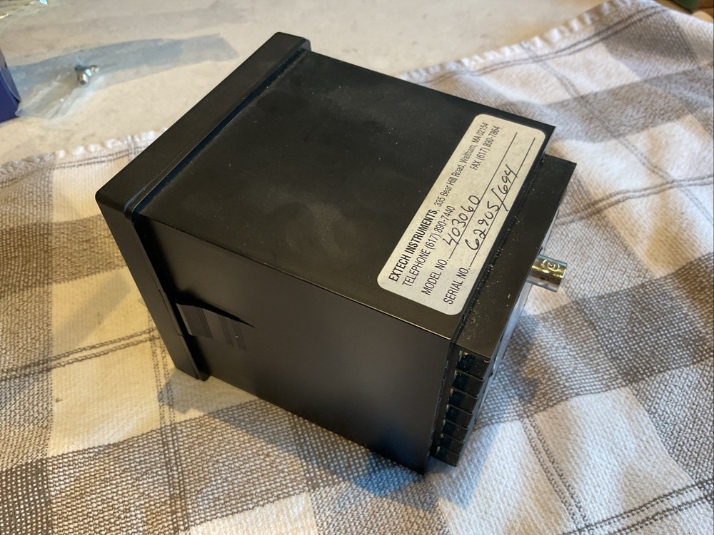 Extech ph/ORP controller model 403060