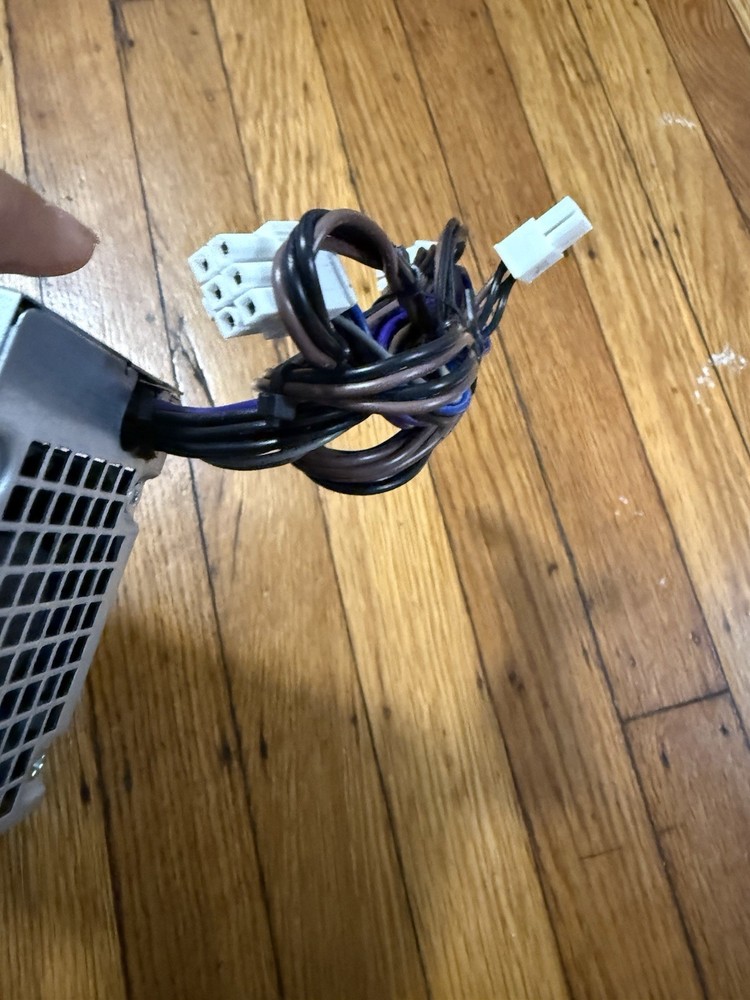 Dell 200W EPS Network Server Switching Power Supply AC2C0EBS-01 P4 Connector