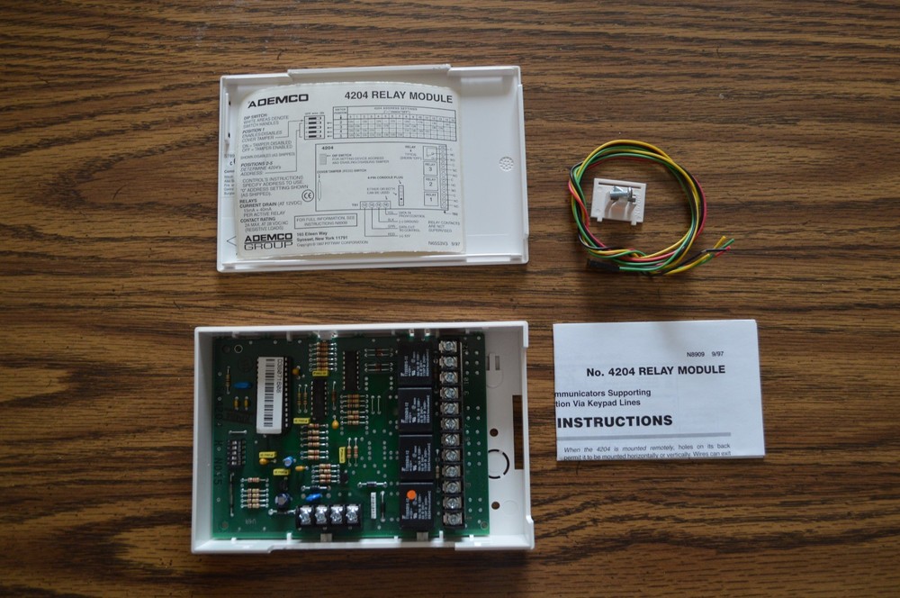 NEW Ademco 4204 Relay Module