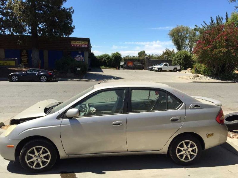 PRIUS 00 01 02 03 Chassis Control Module