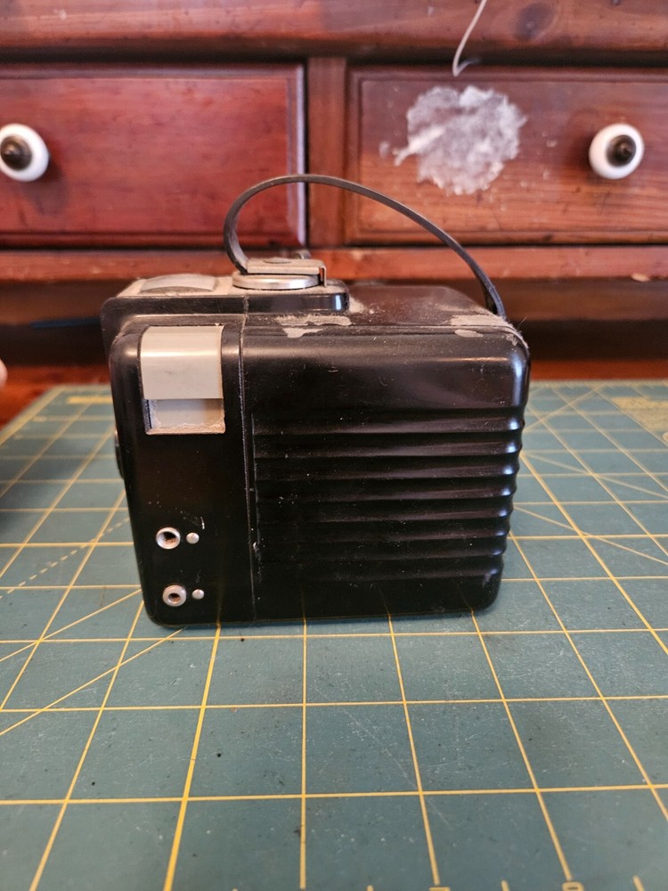 Early Version KODAK BROWNIE HAWKEYE Camera Flash Model