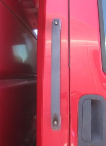 For 2004 GMC C8500 CAB HANDLE Right , MD
