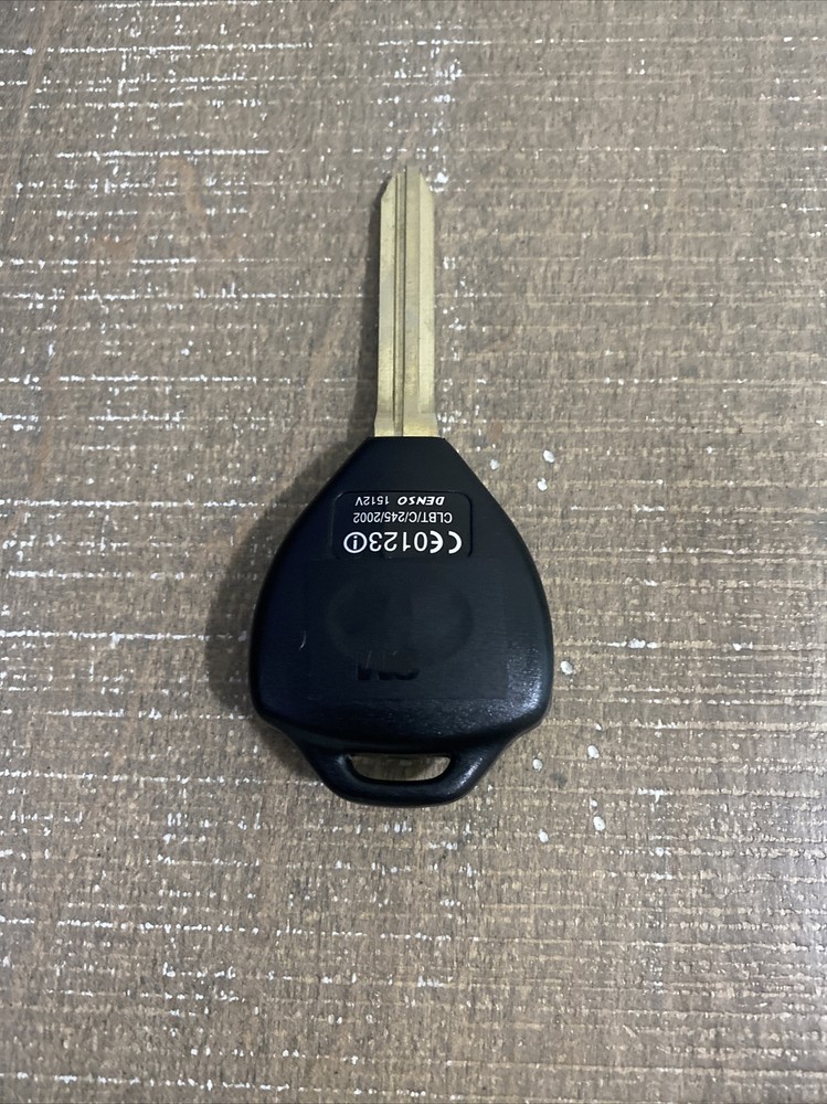ONE 4 BUTTON REMOTE HEAD KEY SHELL UNCUT BLADE 2007-2012 TOYOTA MULTI AVAIL