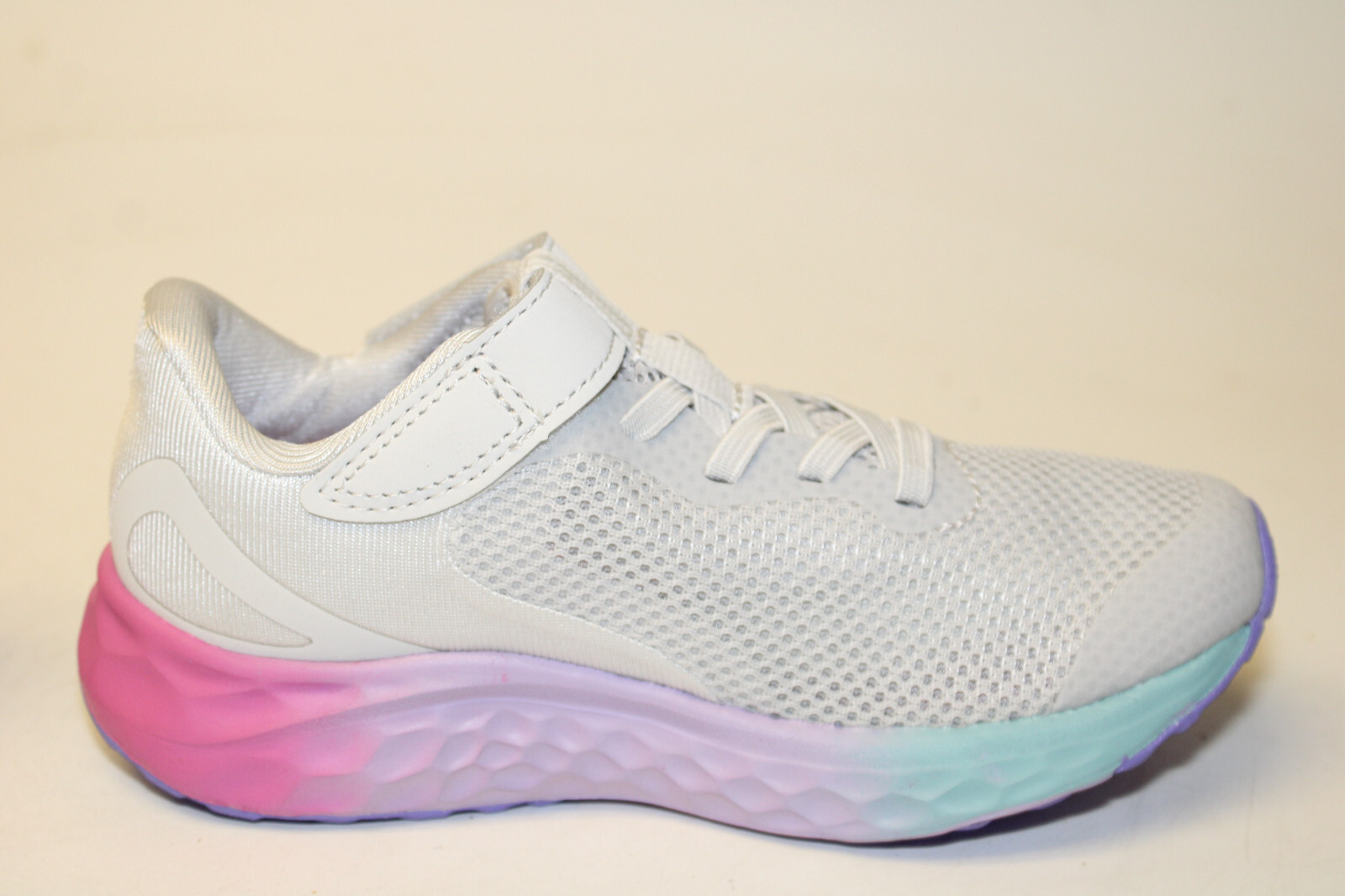 New Balance Fresh Foam NEW Arishi v4 Bungee Lace with Top Strap Girls Kids Youth