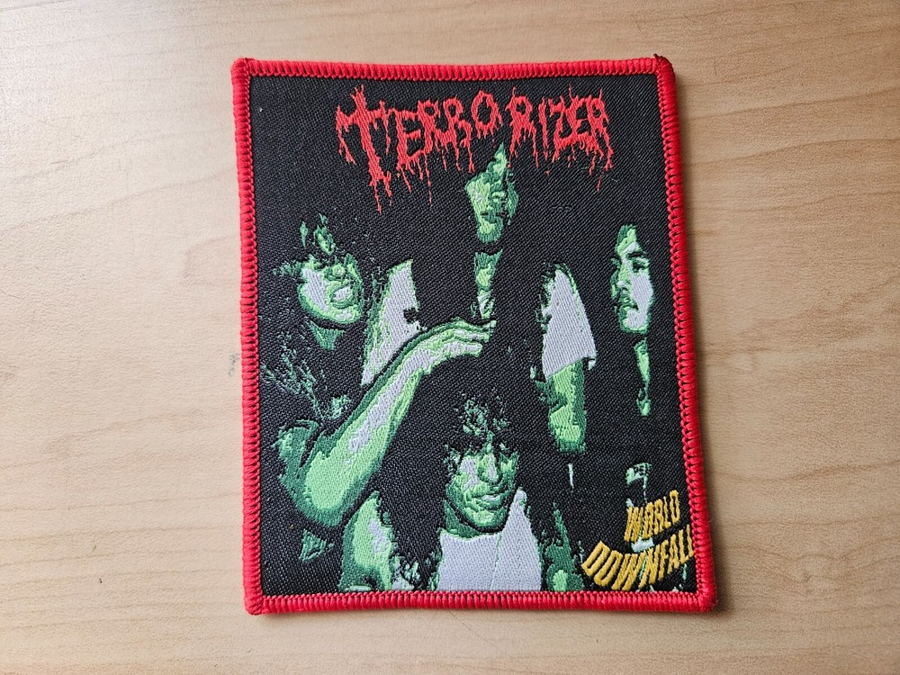TERRORIZER, WORLD DOWNFALL SEW ON RED BORDER WOVEN PATCH