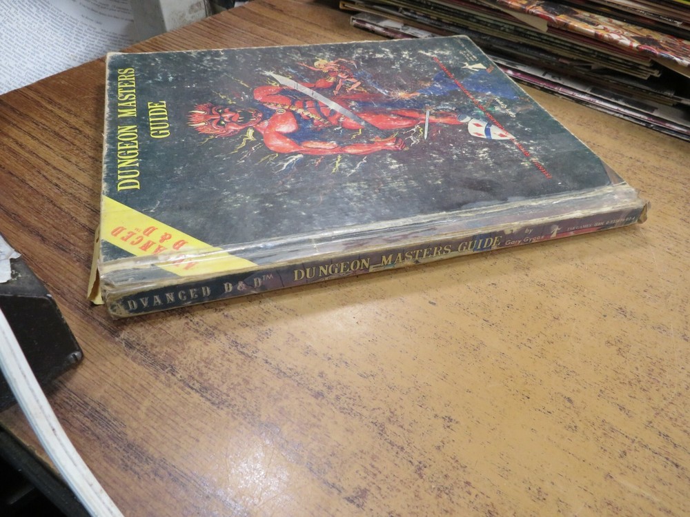 Advanced Dungeons & Dragons DUNGEON MASTERS GUIDE 1979 HC