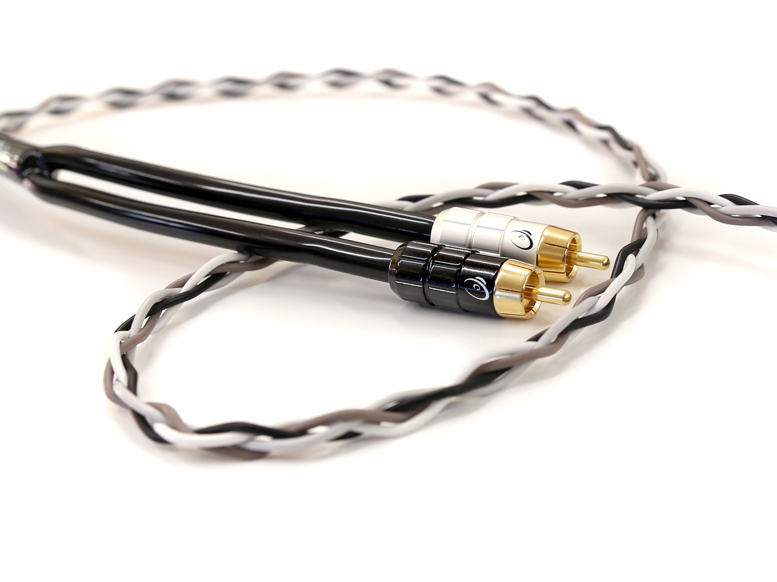 KnuKonceptz Krux Kable 1M Interlaced 3D Copper Twisted Pair RCA Cable 3FT