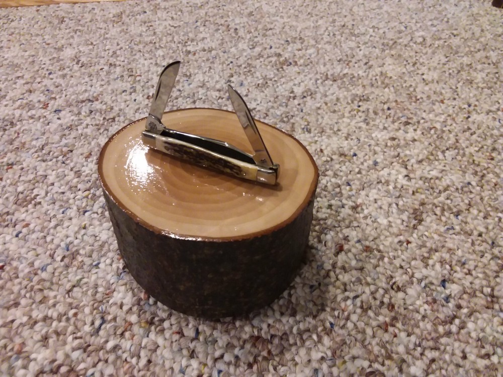 KNIFE DISPLAY STAND, SOLID PEAR WOOD
