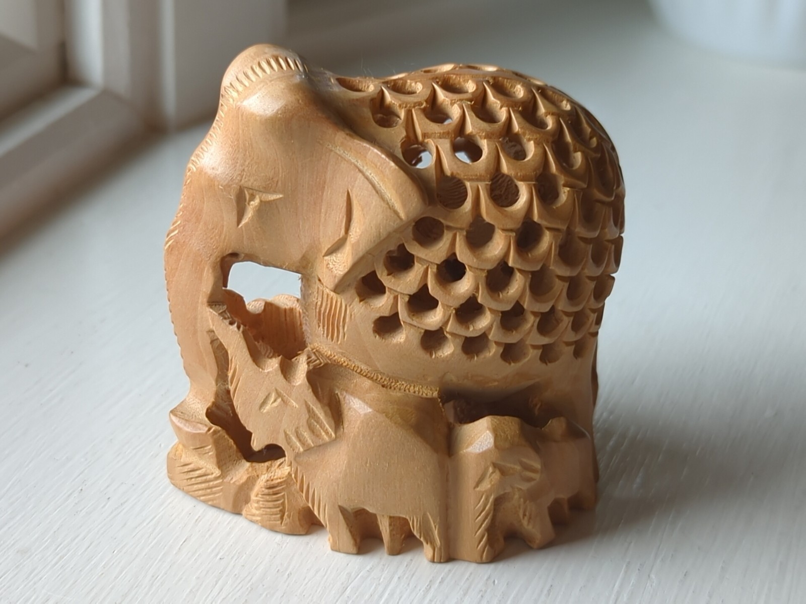 Hand Carved Wooden Elephant Family w/Baby Inside Figurine 3" Tall Intricate