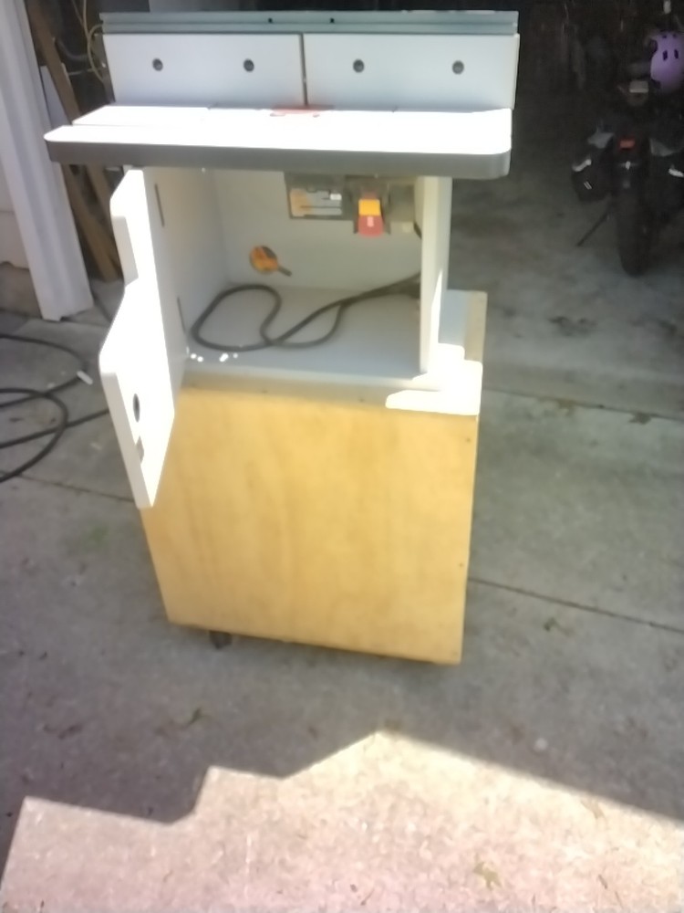 Bosch Cabinet Style Router Table - RA1171
