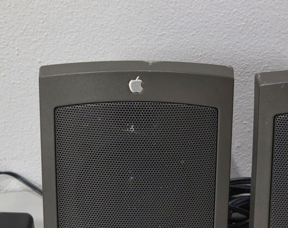 Vintage AppleDesign Wired Apple Computer Speakers M2497 Gray 1993 Pair + Cables