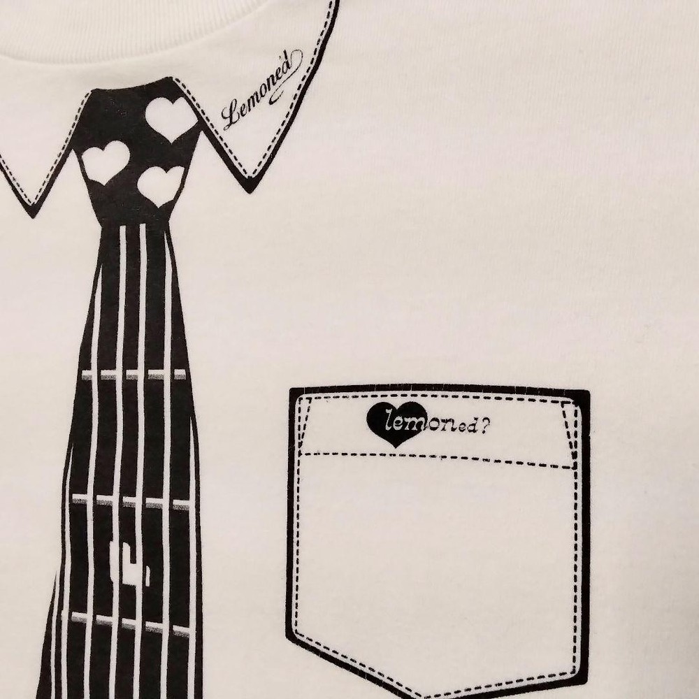 hide short sleeve Tshirt