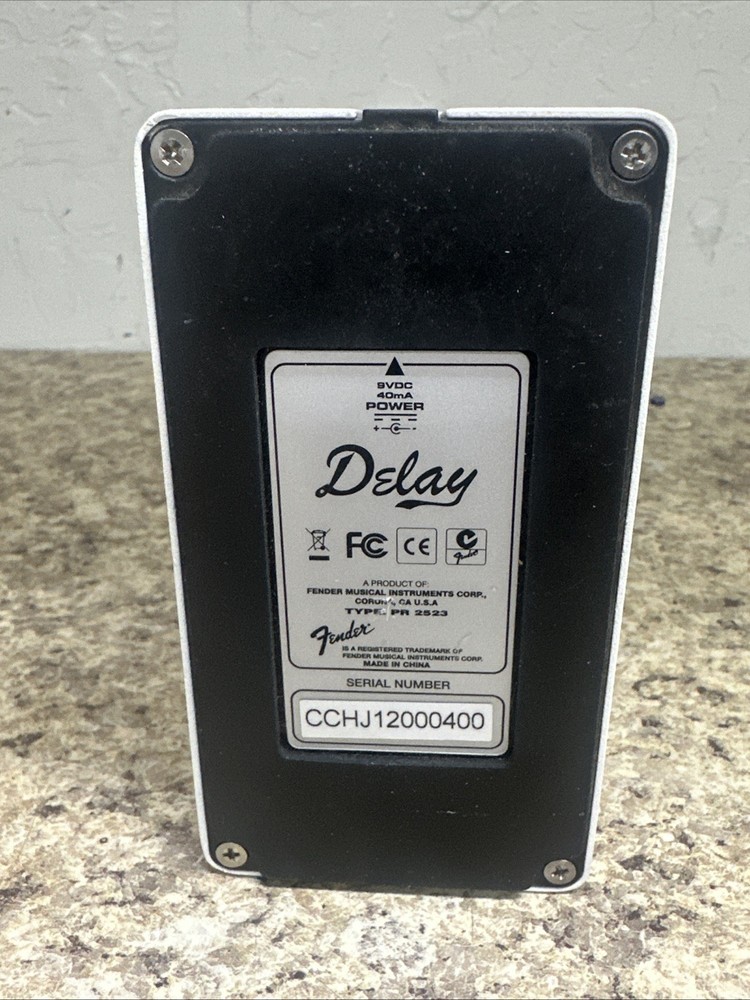 Fender Competition Delay White Pedal PR 2523