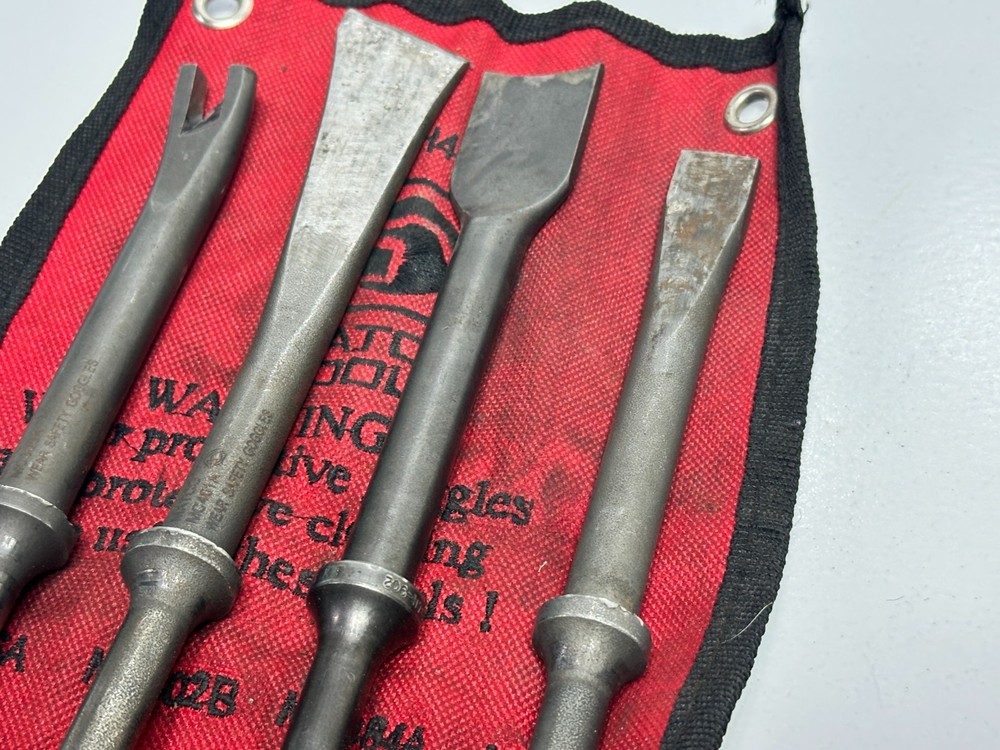 4pc Matco Tools USA & (1) MAC Tools Air Pneumatic Hammer Bit Set in Kit Bag