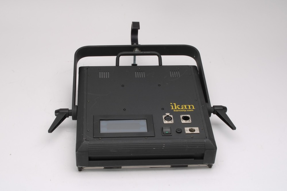 Ikan IDMX 1000 LED Studio Light With Handle Attachment - Fair Condition