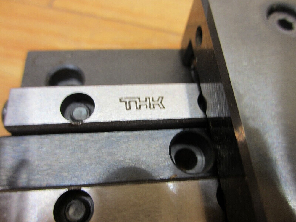 THK VRU3155 *NEW* Cross Roller Table Linear Guide Unit Rail