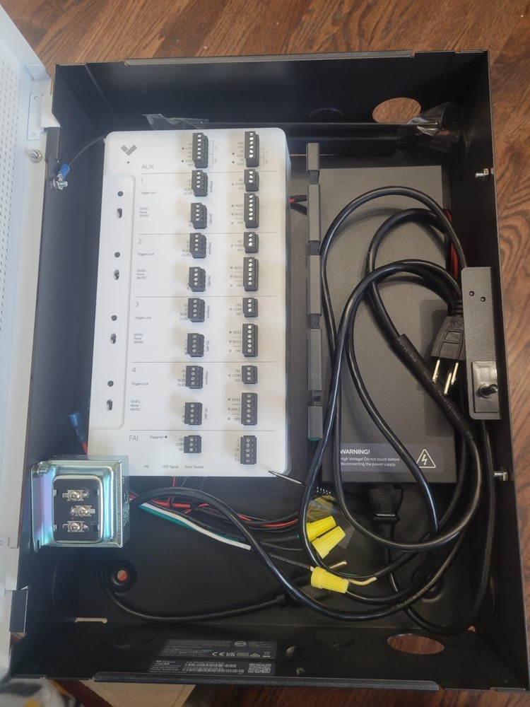 Verkada AC42 4-Door Access Controller (Decommissioned)