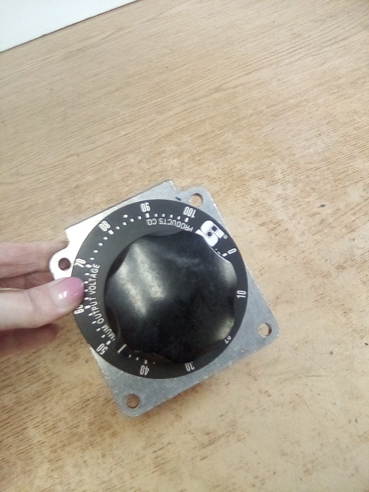 Staco Energy 501-B Variable Transformer