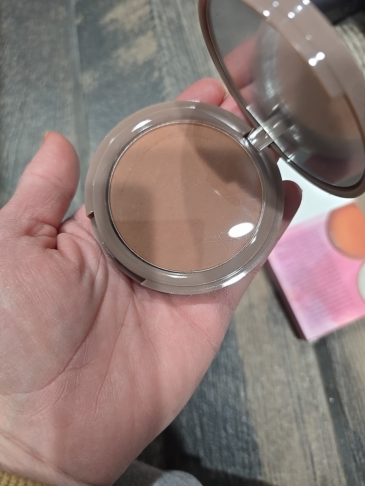 Mally Bulletproof Powder Bronzer Medium RICH. 0.38oz