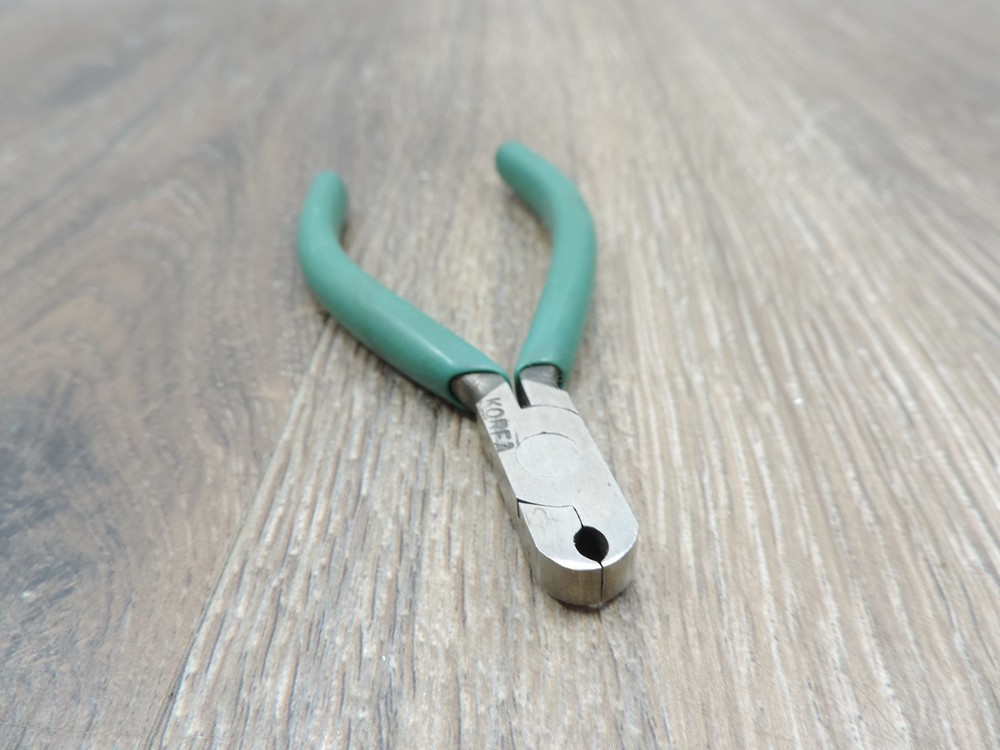 Nock Pliers Archery Tool 4"