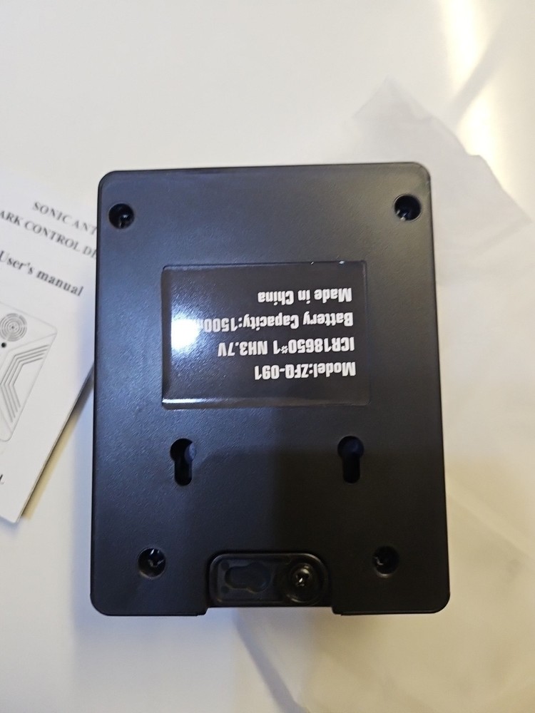 sonic anti bark control device A22