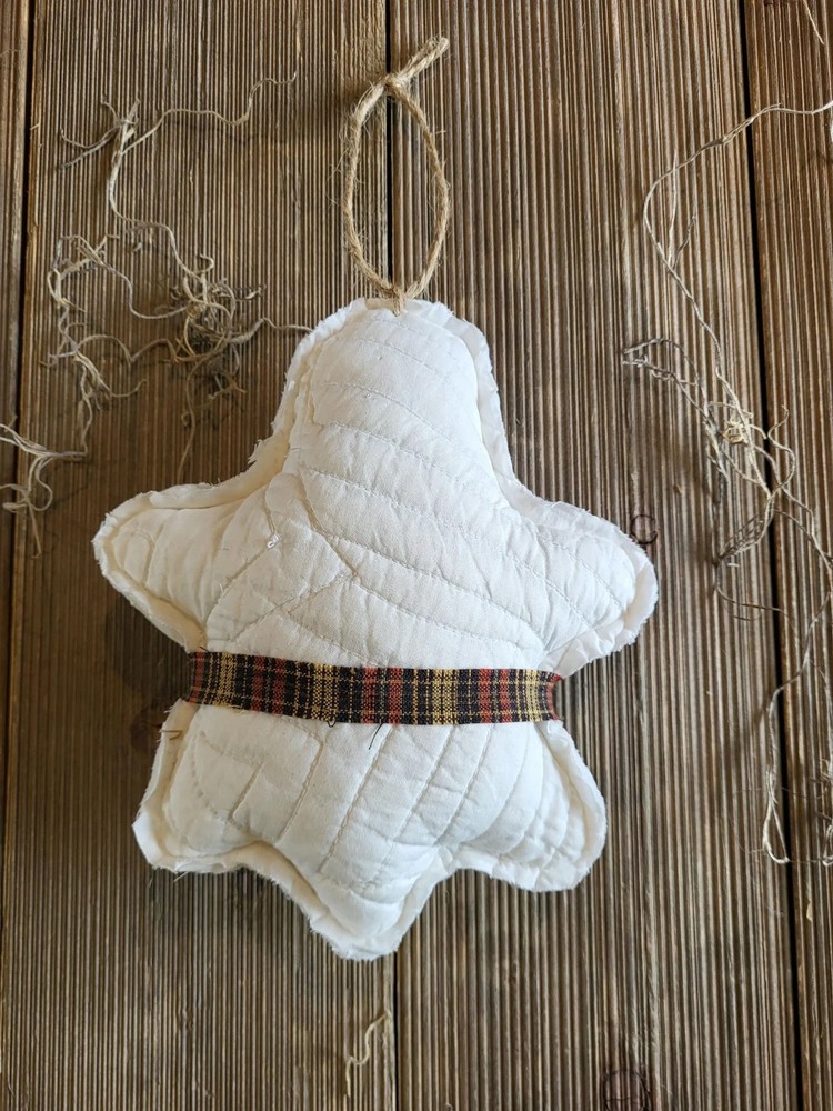 Quilted Ghost Peg Rail Hanger-Ghost hanger-Fall Primitive Decor