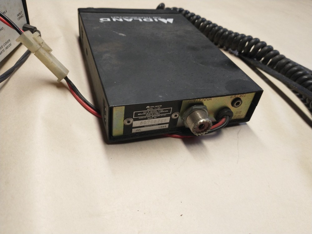 Midland model 77-104 CB Radio UNTESTED