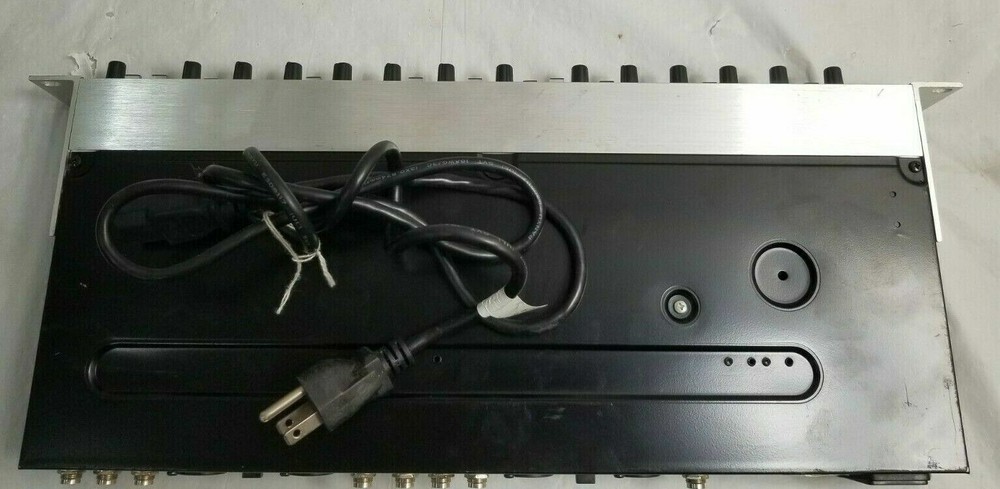 BEHRINGER Autocom Pro MDX 1400 Audio Interactive Dynamics Processor w Cord