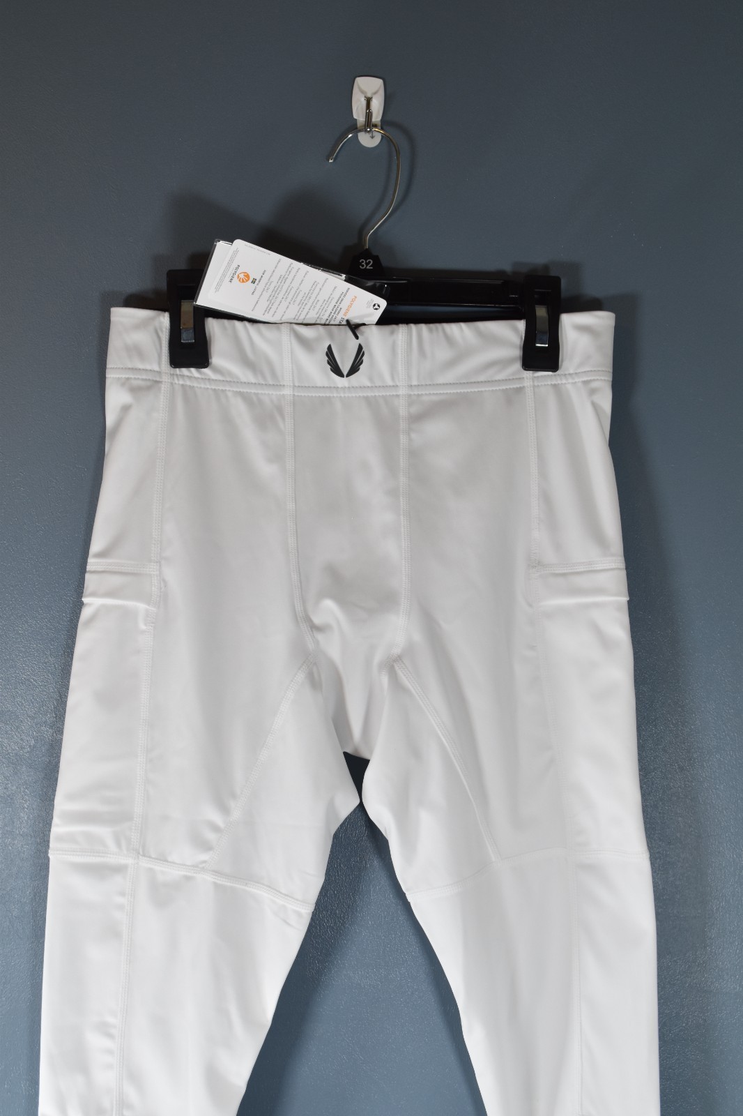 ASRV 3/4 compression tights size men's small; white, new with tags