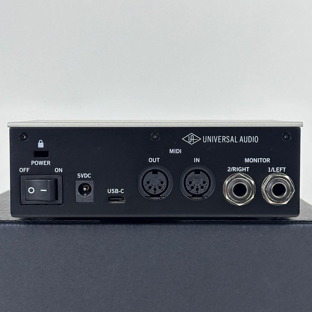 Universal Audio Volt 1 USB Audio Interface Vintage Preamp Mode MIDI XLR Cable