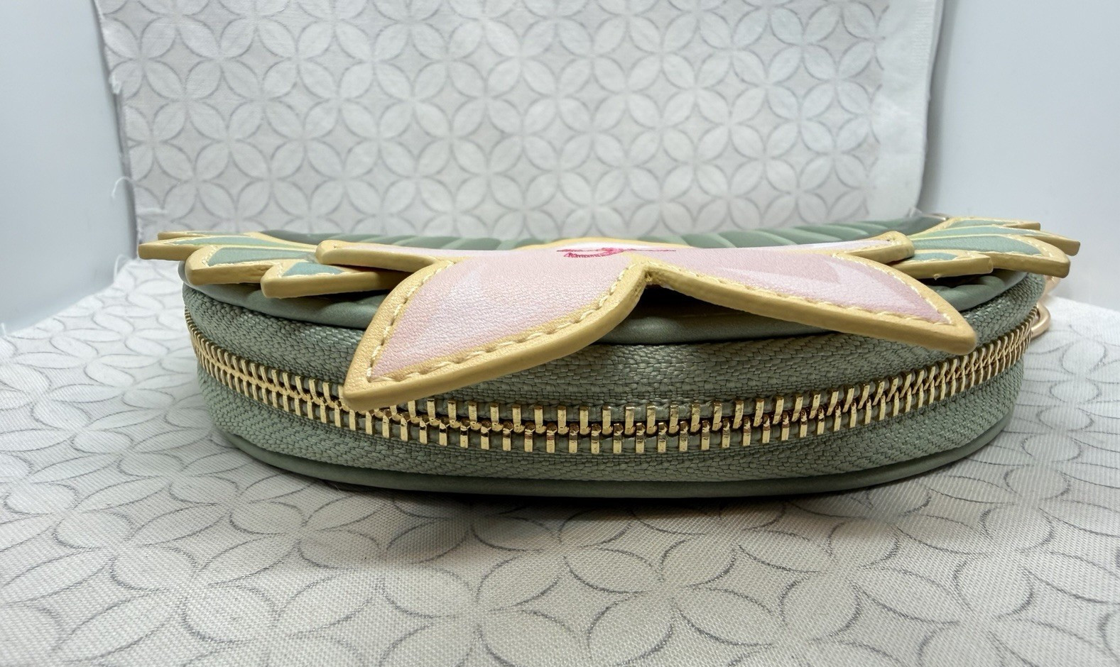 Boxlunch Her Our Universe Disney Mulan Comb Figural Coin Purse Cosplay