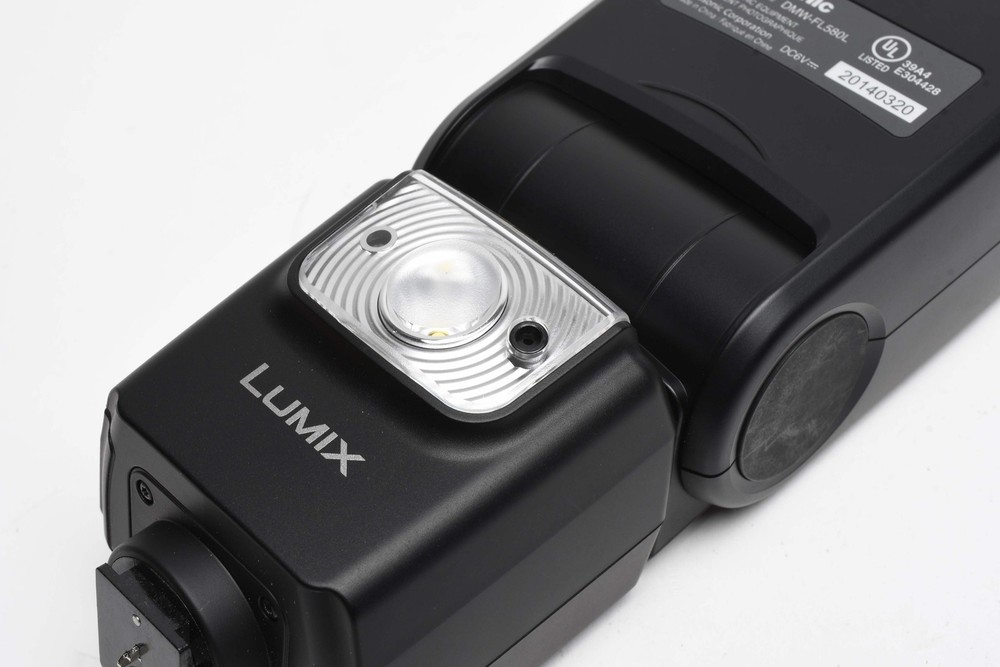 Panasonic Lumix DMW-FL580L Flash w/Diffuser, Filter & Pouch, Mint-