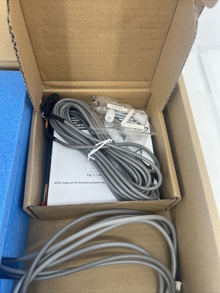 Carrier KSACN0601AAA Wired Remote Control 7-Day Programmable Thermostat