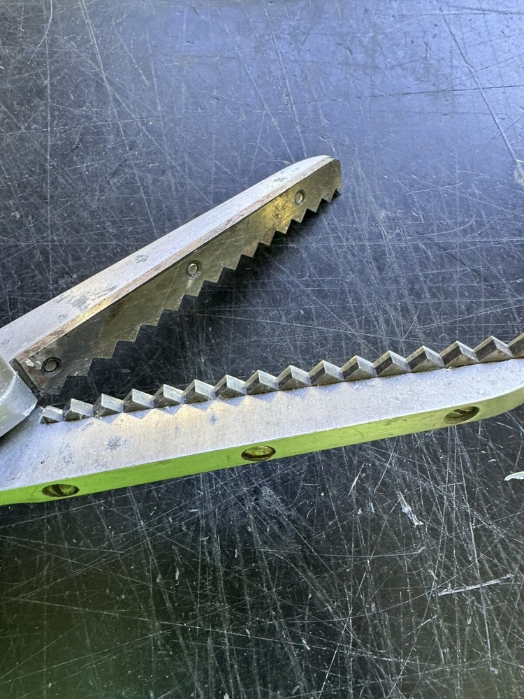 Vintage Wiss Model A 10” Pinking Shears Scissors