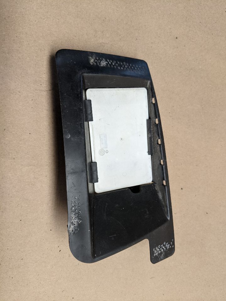 Used Blind Spot Detection System Warning Control Module fits: 2013 Cadillac Srx