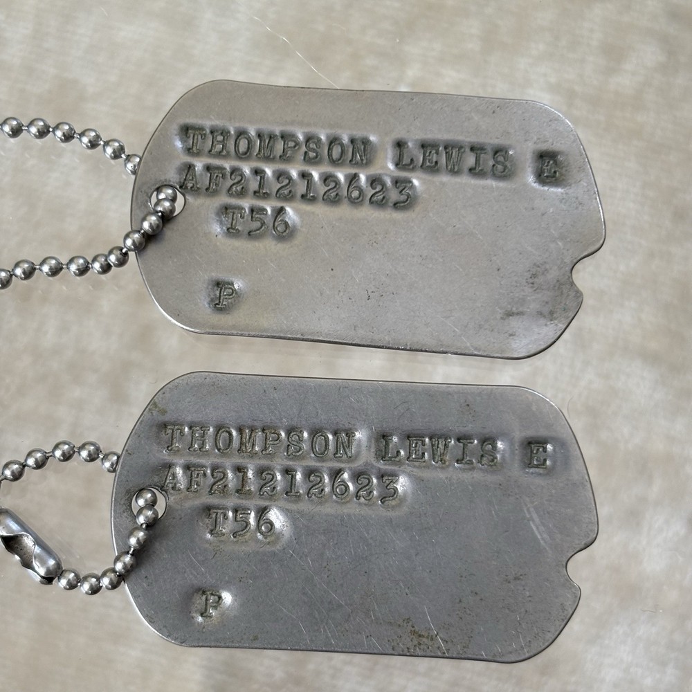 Vintage WWII US Airforce Dogtags Thompson Lewis E