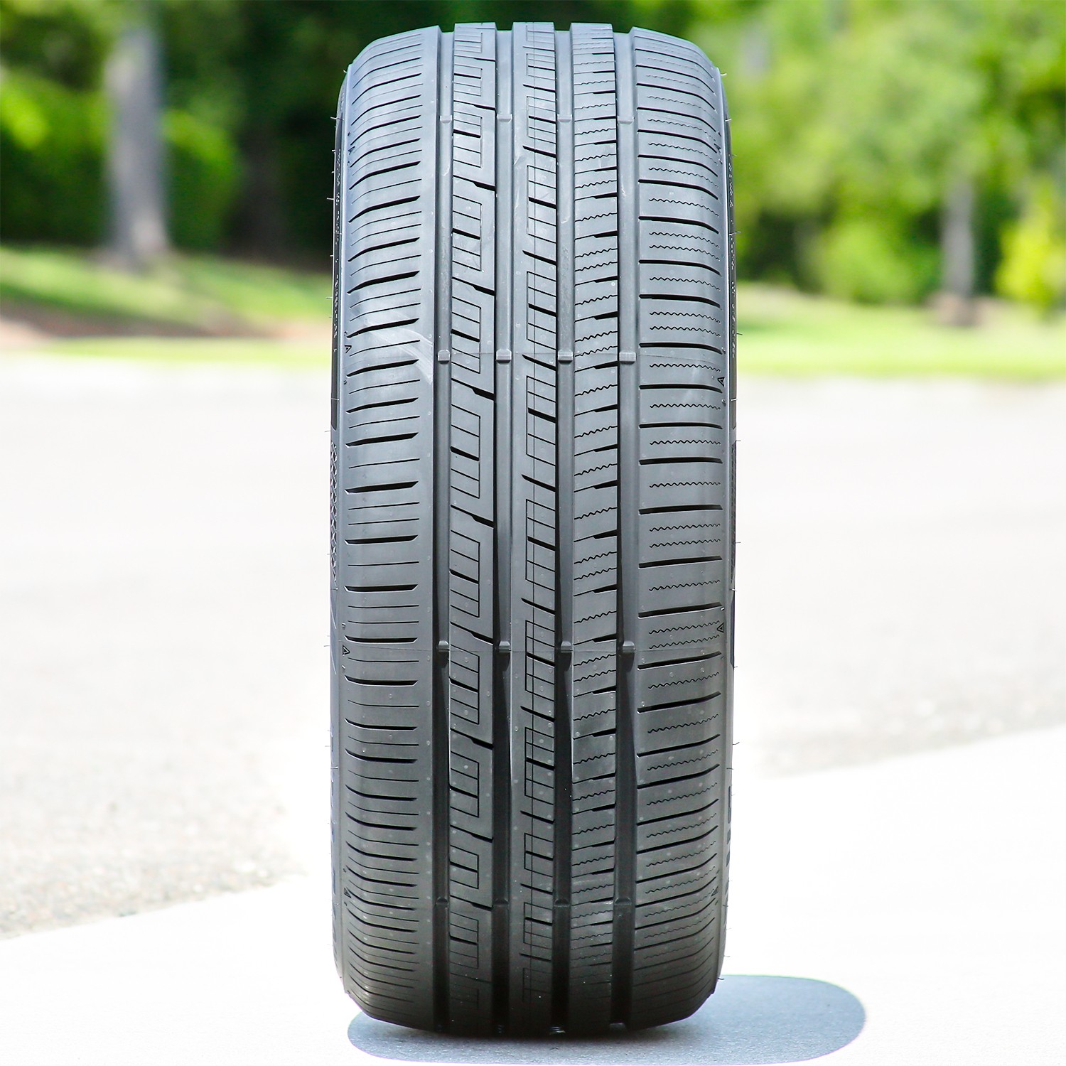 4 Tires Aplus PRO Racing 215/50R17 ZR All Season Performance 95W XL