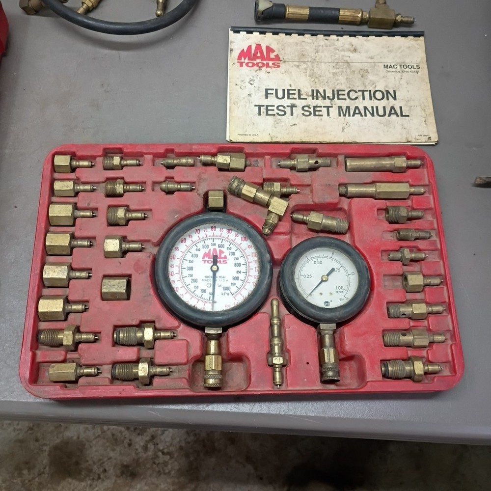 Mac Tools FIT1000MS Master Fuel Injection Test Kit Maybe Incomplete